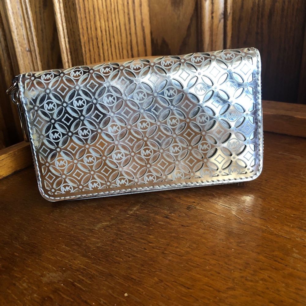 Michael Kors wallet